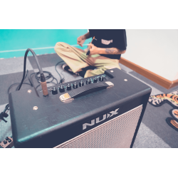 Nux MIGHTY 40 Ampli guitare à modélisations 40W bluetooth